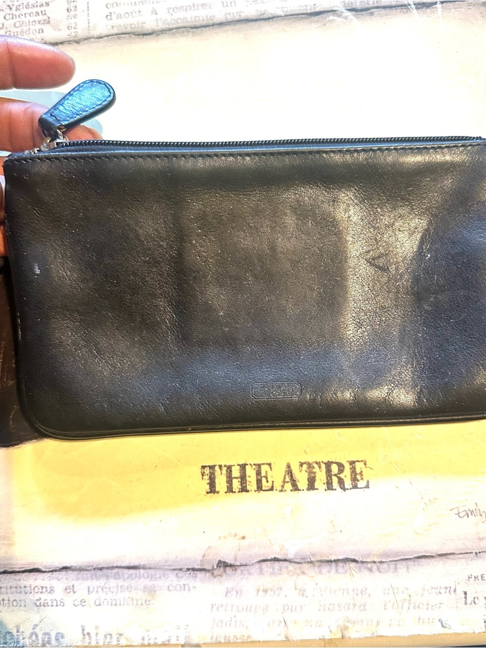 Vintage? Coach Black Leather Zip Pouch Wallet circa 2000